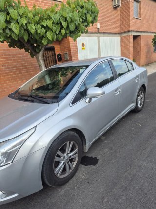 Toyota Avensis 2010