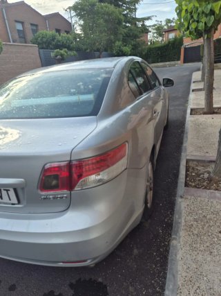 Toyota Avensis 2010