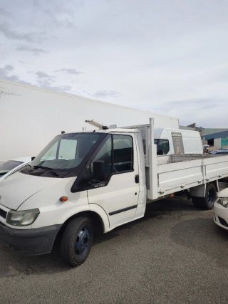 Ford E-Transit 2004