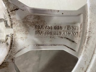 Llantas Audi Q3 17" Originales
