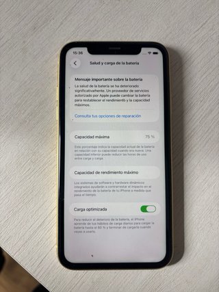 iPhone 11 128GB Dorado - 75% Batería
