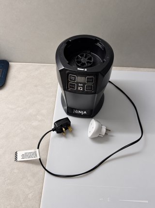 Batidora Ninja Auto-iQ con 2 vasos