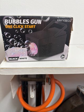 Máquina de Burbujas KNYYSECQ