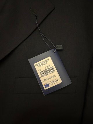 Traje negro de hombre