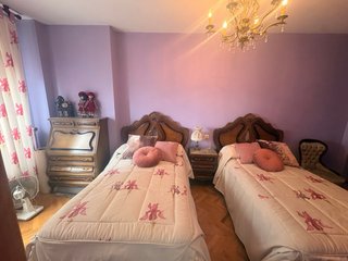Dormitorio madera maciza tallado