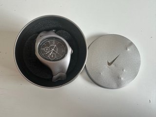 Reloj Nike Triax