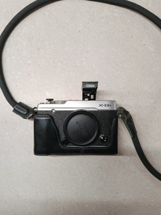 Fujifilm X-E2S Cámara Digital Plata