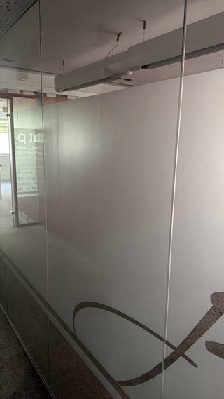 Separadores y puertas de cristal
