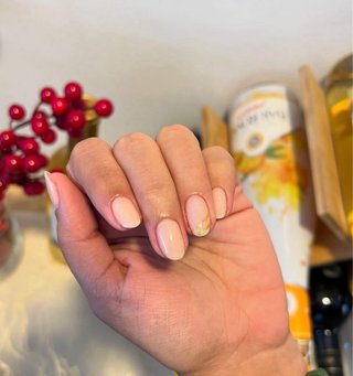 Manicura y pedicura profesional a domicilio