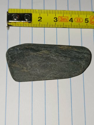 Pieza de piedra antigua