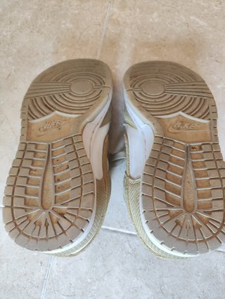 Zapatillas Nike Dunk Low Doradas Blancas