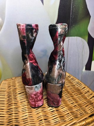 Botines de Terciopelo Floreado Talla 41