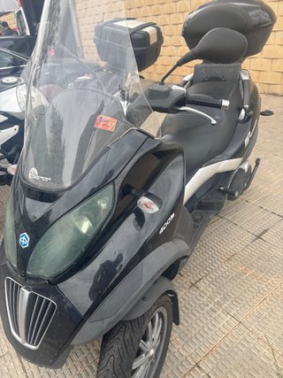 Piaggio MP3 400 Scooter Negro/Plata