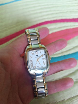 Reloj Viceroy bicolor unisex muy bonito