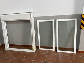 Ventana completa con reja, cargaderos y pasamanos