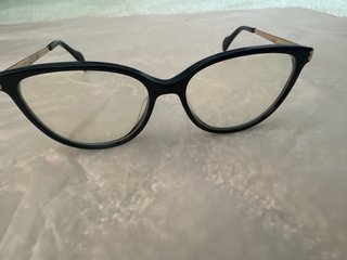 Gafas de vista Tous negras y doradas