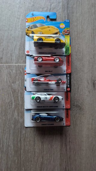 Set de 5 Coches Hot Wheels Ferrari