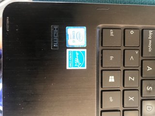 Portátil ASUS Negro con Cargador