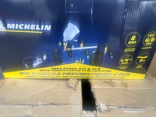 Kit de Herramientas Neumáticas Michelin 8 Piezas