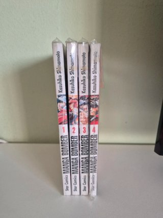 Manga Bomber volumi 1-4