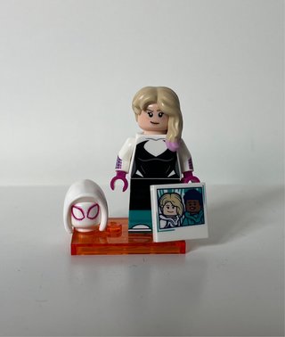 Minifigura LEGO Gwen Stacy 71050