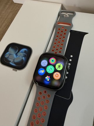 Apple Watch Series 11 46mm GPS Gris