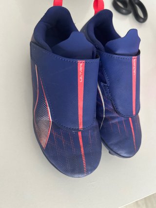 Botas de fútbol Puma Ultra talla 31