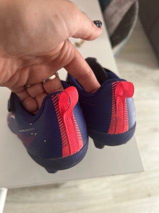 Botas de fútbol Puma Ultra talla 31