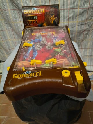 Flipper giocattolo Gormiti