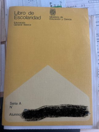 Lote documentación escolar y universitaria 1970/80