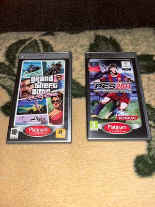 2 Juegos PSP: GTA Vice City Stories y PES 2011