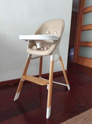 Trona Jané con diseño nórdico