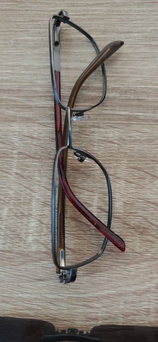 Gafas con Montura Metálica