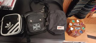 Se venden por separado Riñoneras Adidas, Nike y Cp