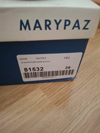 Zapatos de tacón negros