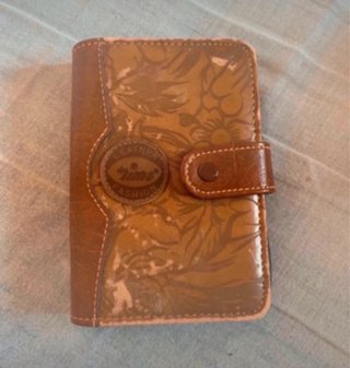 Cartera de piel Nime con bolígrafo