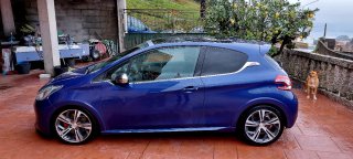 Peugeot 208 2015