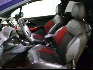 Peugeot 208 2015