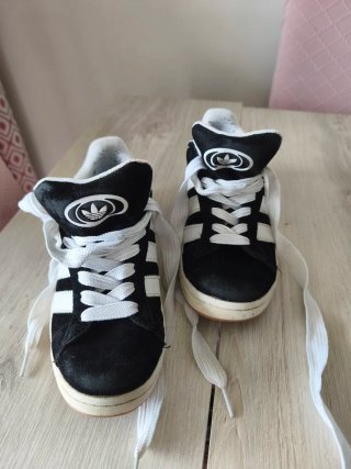Bambas Adidas Campus Negras y Blancas