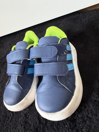 Zapatillas Adidas niño azul y verde