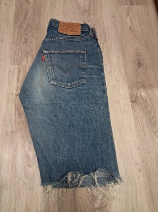 Levi's 501 T.27 Shorts Desgastados