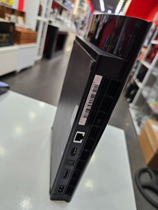 Playstation 3 Super Slim 12GB + Mando Nuevo