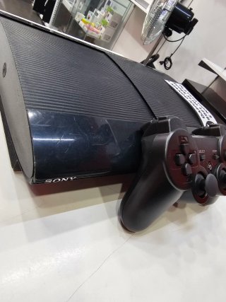 Playstation 3 Super Slim 12GB + Mando Nuevo