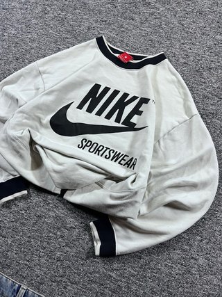Sudadera Nike Blanca