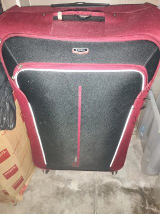 Maleta Gabol Negra y Roja