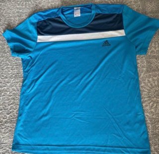 Camiseta técnica Adidas azul talla XL
