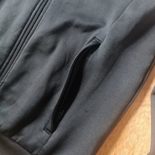 Chaqueta Adidas Negra con Cremallera