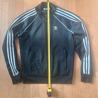 Chaqueta Adidas Negra con Cremallera