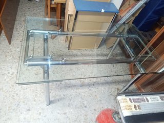 Mesa moderna cristal templado