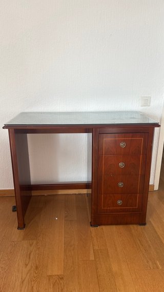 Escritorio madera maciza con 4 cajones y cristal